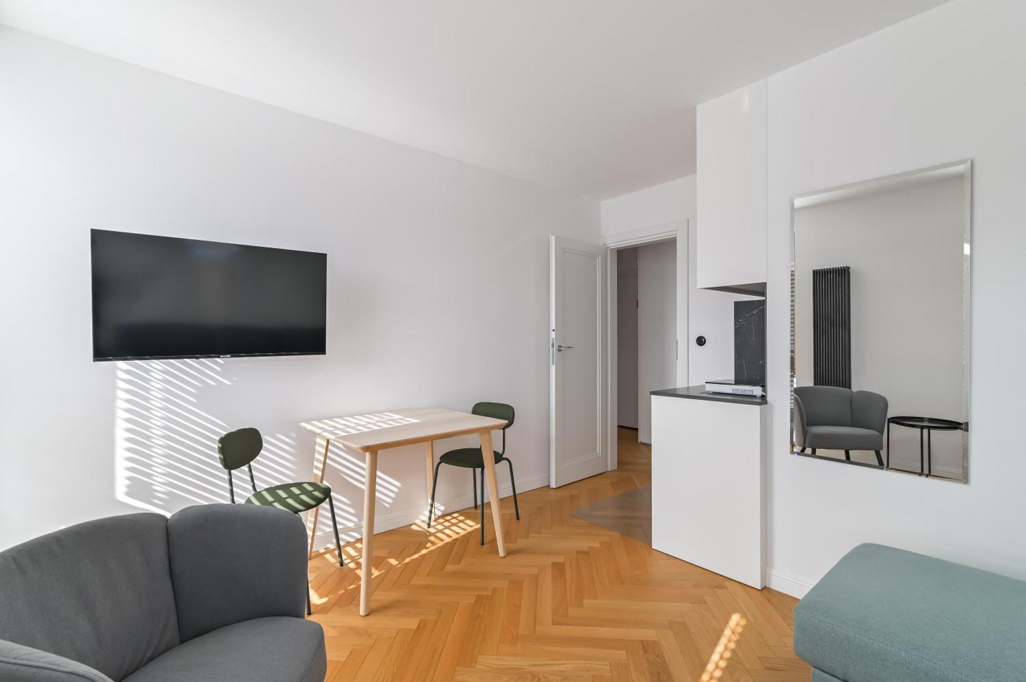 Awanport Ltc - Apartment กดิเนีย ภายนอก รูปภาพ